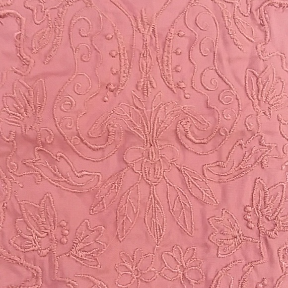 Gloria Vanderbilt Women's Embroidered top - Picture 3 of 3